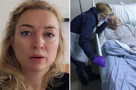 Coronavirus Sophia Myles Dad Dies Of Bug As Star Posts Heartbreaking