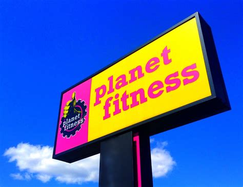 Planet Fitness Planet Fitness Location And Sign Pics By Mi Flickr