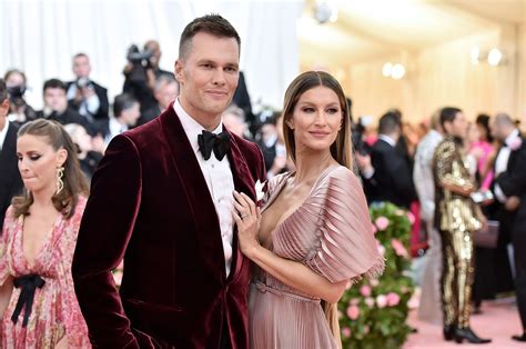 tom brady loses both his wife gisele bündchen and nfl career says he does not have regrets