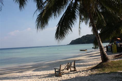Read more than 100 reviews and choose a infrastructure and services description of perhentian island cocohut long beach resort. Pulau Perhentian: Samudra Beach Chalet