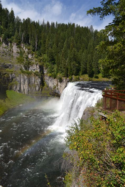 This Is An Amazing Place To Visit In Idaho Upper Mesa Falls Is Just A
