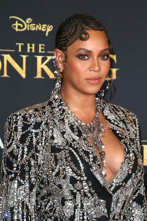 Beyoncé In Alexander Mcqueen At The Lion King Los Angeles Premiere Tom Lorenzo