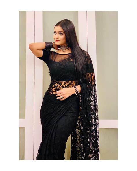 Bd Actress Model And Tv Presenter Tanjin Tisha Glam Photos