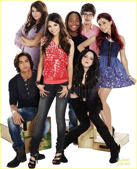 Victorious Is One Of The Best Tv Shows Ever Its About A Girl Who Goes To A Performing Arts