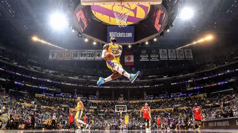 Lebron James Adds To Epic Collection Of Iconic Images With