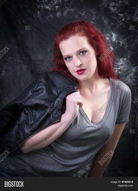 Amateur Lady Model