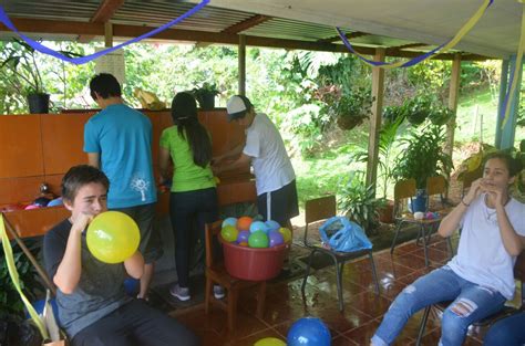 Todo el espacio que necesita para contar su historia completa. Cuadernillo CAS : Proyecto Arcoiris