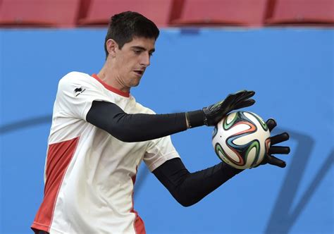 Thibaut Courtois Barcelona Transfer Belgium Goalkeeper Could Have