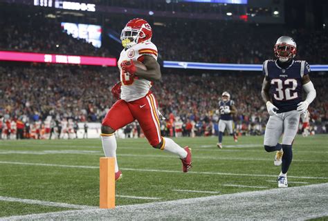 Kansas city chiefs wide receiver tyreek hill is too fast for atlanta falcons cornerback a.j. Chiefs' Tyreek Hill reportedly involved in investigation ...
