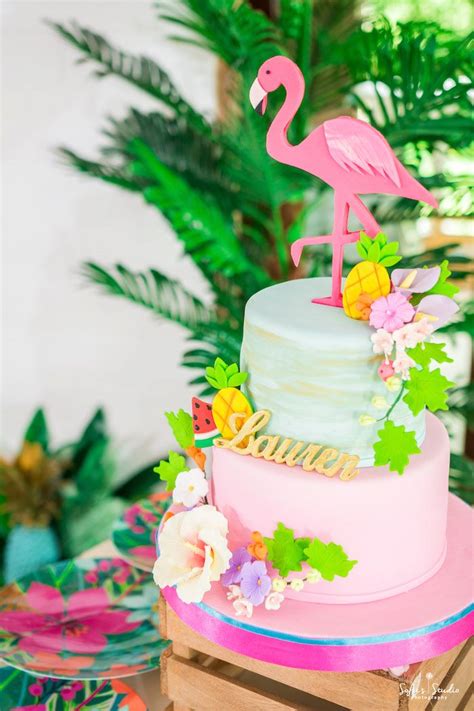 Flamingo is a bird that the kids. Chic Flamingo Birthday Party | Flamingo birthday, Flamingo ...