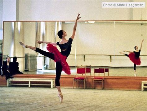 Svetlana Zakharova Photo By Marc Haegeman Ballet Class Dance Class Ballet Dancers Svetlana