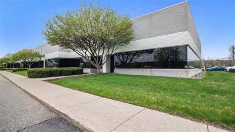 40000 Grand River Ave Novi Mi 48375 Office Space For Lease Novi