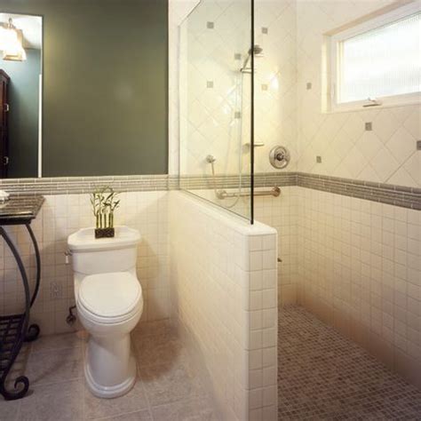 That way, when people walk in, they will have something to lean on. Shower Glass at Pony Wall | Bathrooms | Pinterest | Pony ...