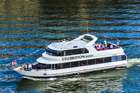 Celebration - Lake of the Ozarks Cruises : Celebration Cruises
