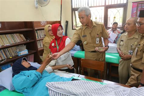 Program peningkatan mutu pendidik dan tenaga kependidikan. Kampung KB Bentuk Kepedulian Kendalikan Laju Penduduk - Pemerintah Provinsi Jawa Tengah
