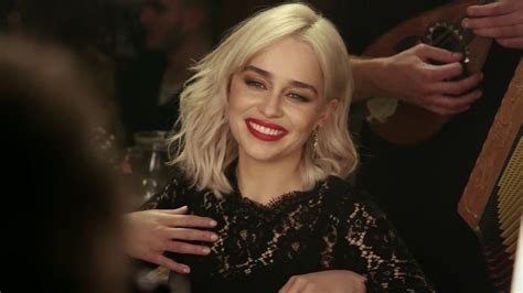 Emilia Clarke Game Of Thrones Star Showcases Incredible Singing Voice In Sexy Dandg Advert