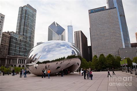 Selecione entre imagens premium de chicago bean sculpture da mais elevada qualidade. Chicago Bean Cloud Gate Sculpture At Millenium Park Photograph by Paul Velgos