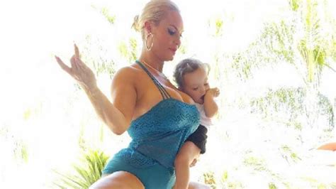 Coco austin says she put a smile on my face for chanel after mourning the loss of a close friend recently. Coco Austin and Daughter Chanel's Latest Yoga Pose Is a ...
