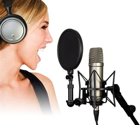 Best Microphone For Live Vocals To Record And Sing A Young Music