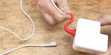 Sugru Moldable Glue Fixes Your Broken And Frayed Electronics 8 Pack