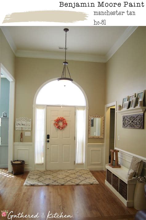 Benjamin Moore Paint Manchester Tan Hc 81 Foyer Gathered In The Kitchen