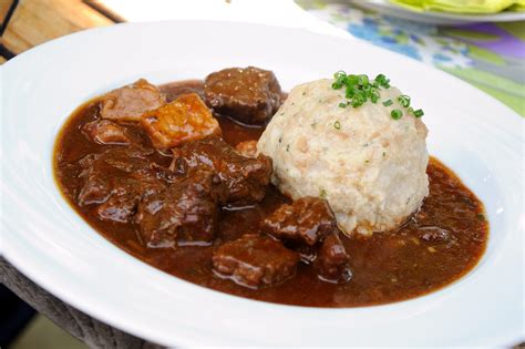 Hirschgulasch Essen Rezepte