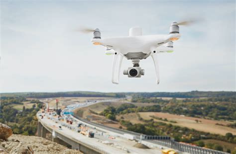 Aplikasi Drone Pemetaan Akurat DJI Phantom RTK Di Lintas Industri Halo Robotics Insights