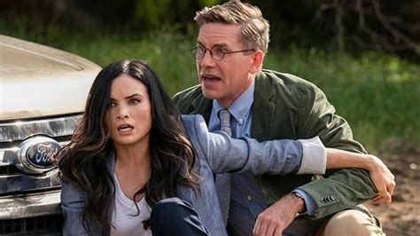 Ncis Brian Dietzen Pushes Against Heightened Romance Tropes For His Character