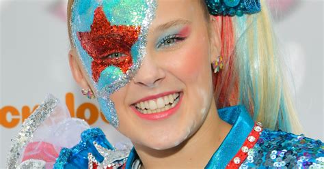 Celebrities Applauded Jojo Siwa After She Came Out On Social Media