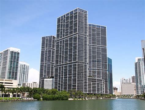 It is located on the south side of the miami river in downtown's northern brickell financial district. Icon Brickell Tower 3 | W Hotel Miami | 485 Brickell Ave