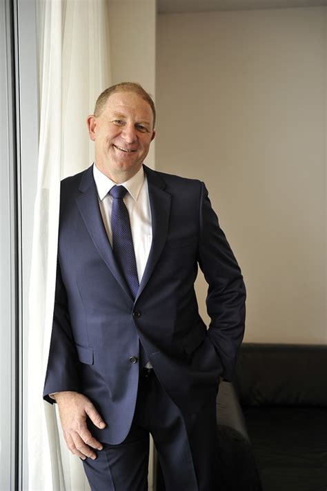 Profitieren sie von unserem bundesweitem makler netzwerk! 10 Frequently Overlooked Rules of Wearing a Suit - StudioSuits