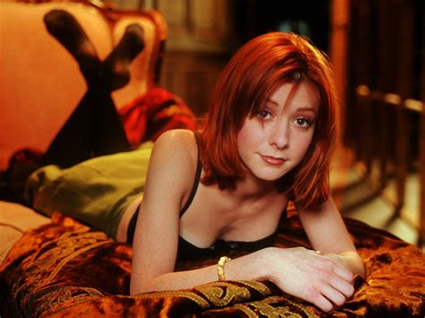 Alyson Hannigan Sexy Hd Pics Wallpaper Hd Celebrities K Wallpapers Images And Background