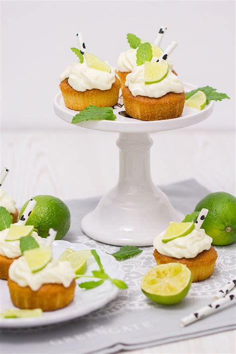 Maybe you would like to learn more about one of these? Hugo-Cupcakes - Rezept | Kuchen und torten, Kuchen rezepte ...