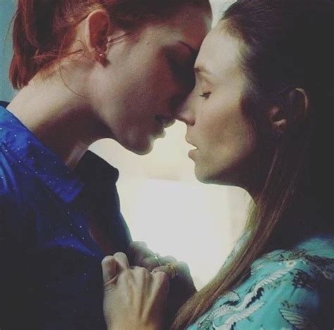 Pin By Masen Stevenson On Wayhaught Waverly And Nicole Cute Lesbian Couples Lesbian Couple