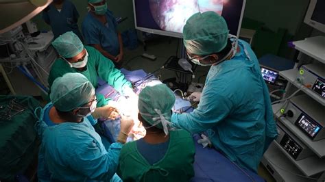 Laparoscopic Splenectomy Spleen Removal Siva Hospital Youtube