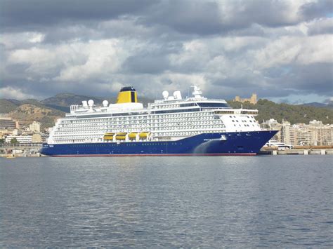 Modern cruise ship Spirit of Discovery in Palma