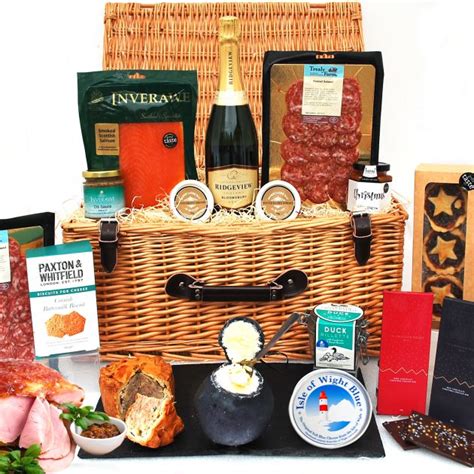 Eleven Pipers Piping Luxury Christmas Hamper British Fine Foods
