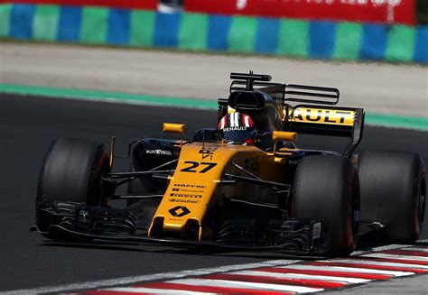 Após largar na frente, o piloto holandês manteve a segurança na primeira colocação e sequer foi ameaçado por lewis hamilton, que terminou em segundo. Grande Prêmio da Hungria de F1: Confira os horários deste ...