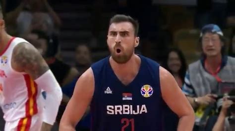 Argentina venció al poderoso serbia y está en semifinales con un memorable trabajo colectivo, el equipo de sergio hernández mostró una personalidad absoluta. Argentina vs Serbia Mundial De Basquet 2019 - YouTube