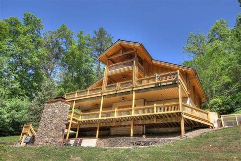 Parkside cabins in gatlinburg tn offers a variety of amenities you just can't find in a hotel: Smoky Mountain Cabin Rentals | Gatlinburg cabin rentals ...
