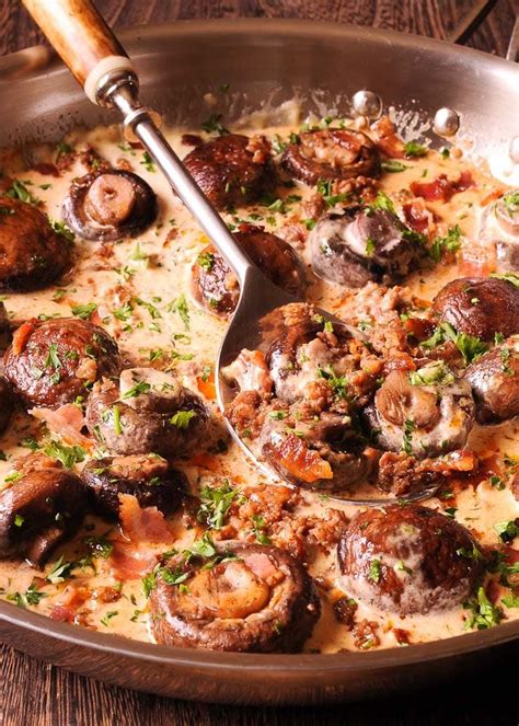 Spinach and mushrooms are sauteed with onion, garlic, balsamic vinegar, and white wine. Creamy Mushrooms and Sausage (With images) | Side dishes ...