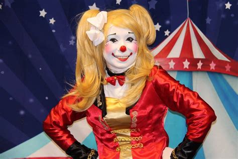 Clowns Picture From Giddy Up Annie Parker Facebook Clown Pics Cute Clown Clown Suit Female