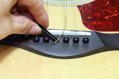 Replacing A Guitar String Ph