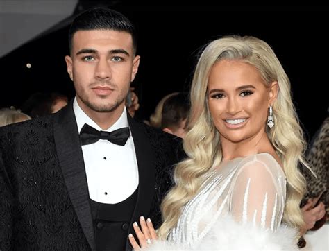 ‘love Island Stars Molly Mae Hague And Tommy Fury Are Engaged—her Ring