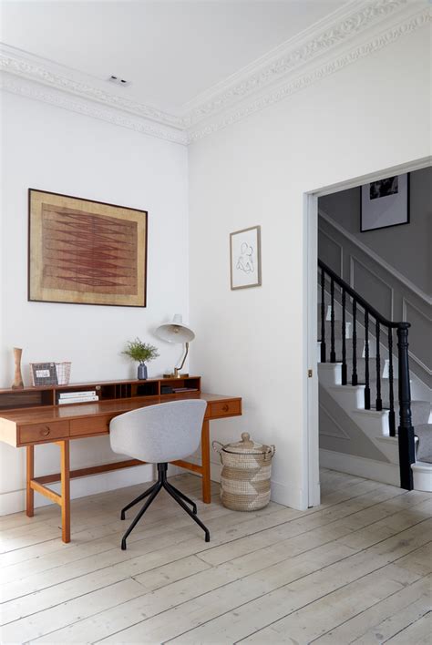 Indeed, fabrics have a huge impact to every space just like what we can see here. 16 Inspiring Mid-Century Modern Home Office Designs That ...