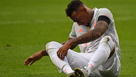• allianz arena • scheidsrechter: Lionel Messi und andere Probleme: Wie der FC Barcelona den ...