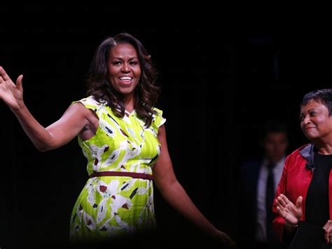 8 Revealing Moments From Becoming Michelle Obamas Memoir