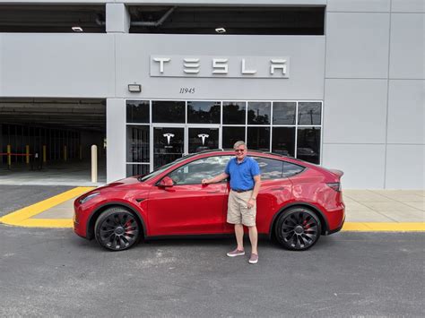 Tesla Model Y Model 3 Owner Shares 1st Thoughts On Model Y Q A For