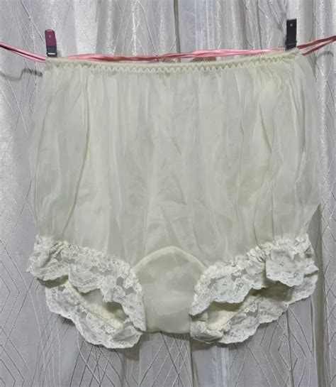 Vtg M L Granny Panties Double Nylon Wide Gusset Lace Sexy Sissy Soft Yellow 46 00 Picclick