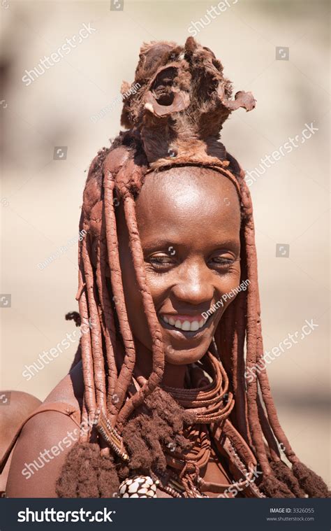 Himba Woman Namibia Stock Photo 3326055 Shutterstock